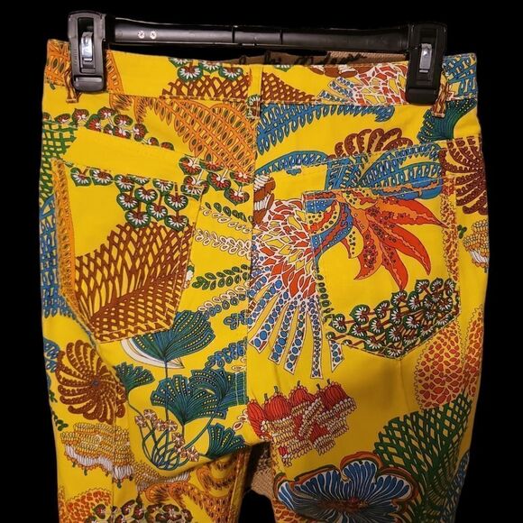 Escada Printed Jeans Size 36 in EUC - Picture 6 of 8